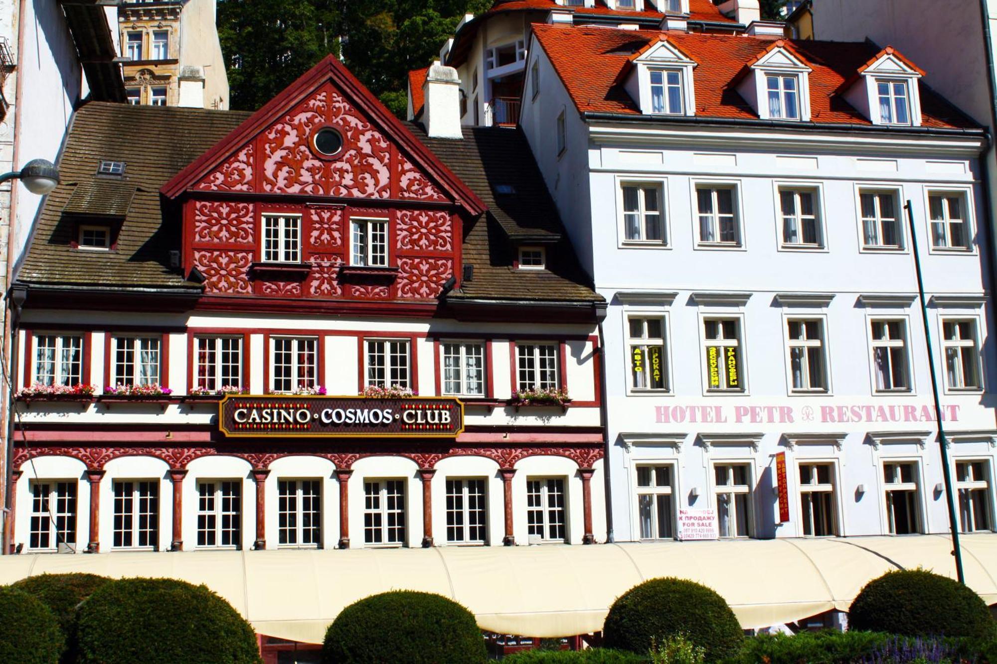Hotel Petr Karlovy Vary Extérieur photo