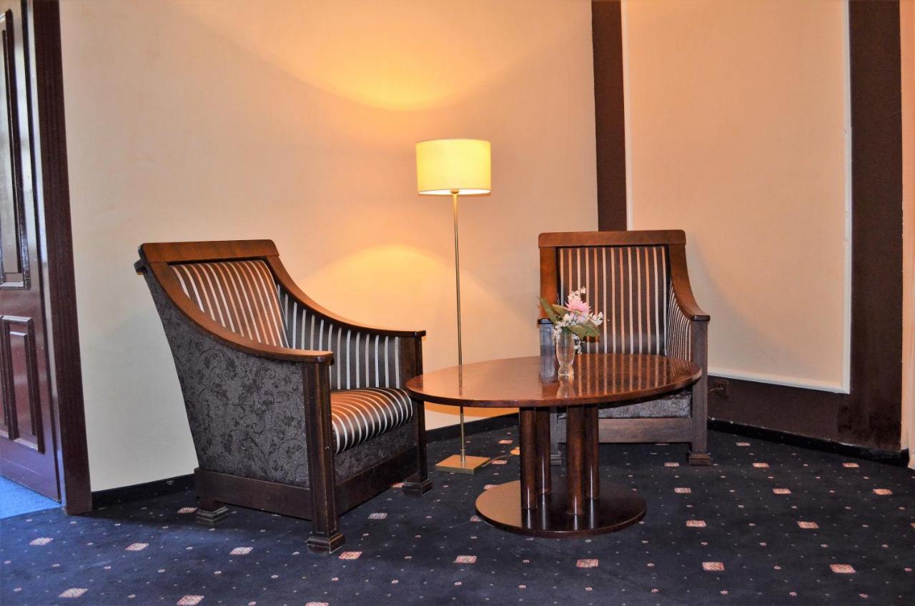 Hotel Petr Karlovy Vary Extérieur photo